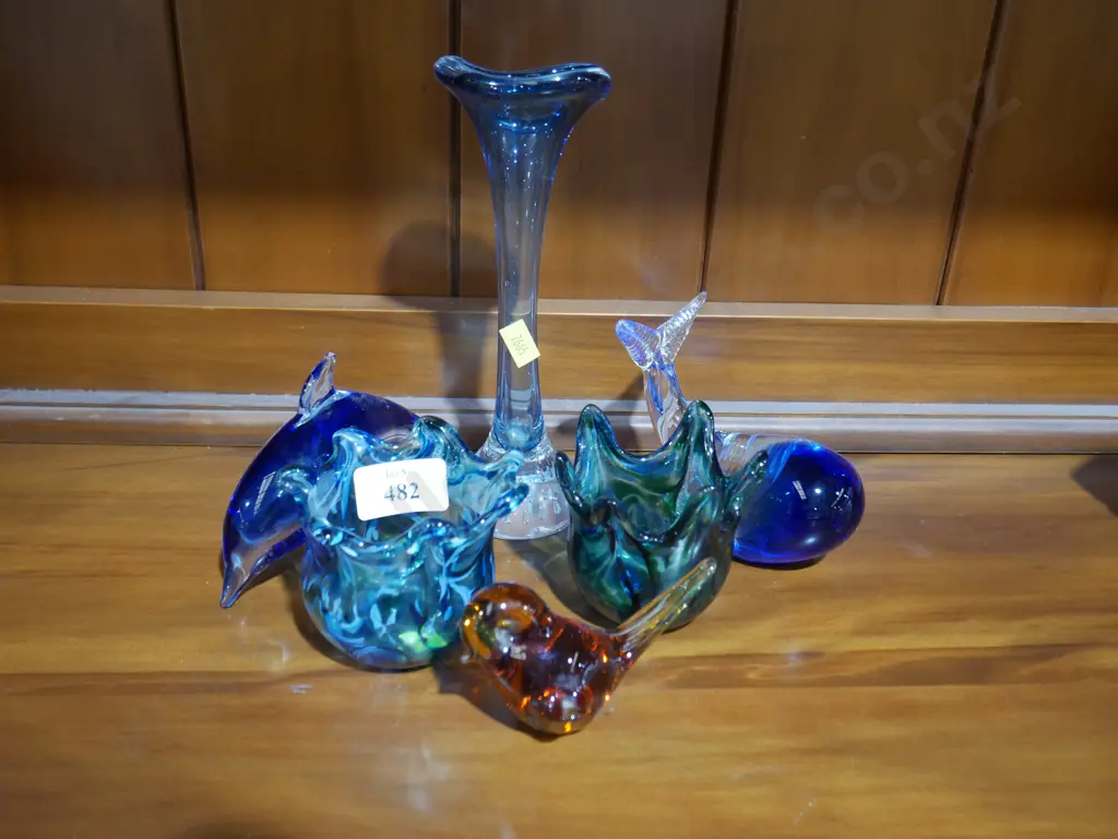 Glass dolphins etc Image 1++