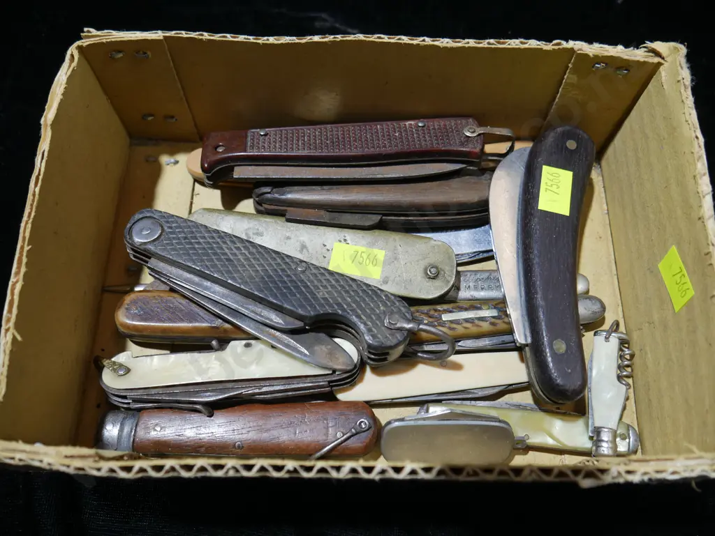 Pocket knives Image 1++