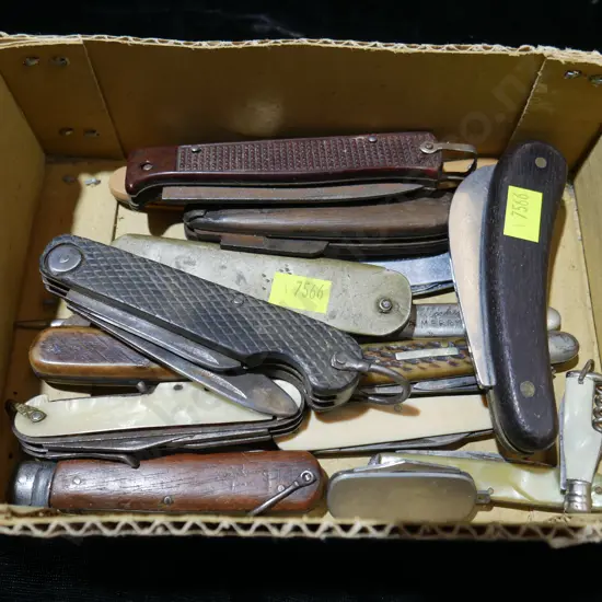 Pocket knives