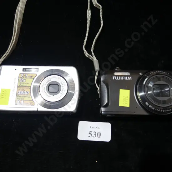 2 digital cameras