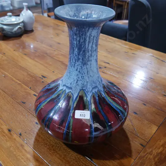 Pottery vase