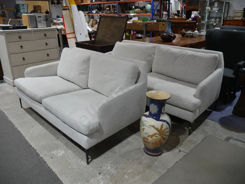 Pair of settees Image 1++