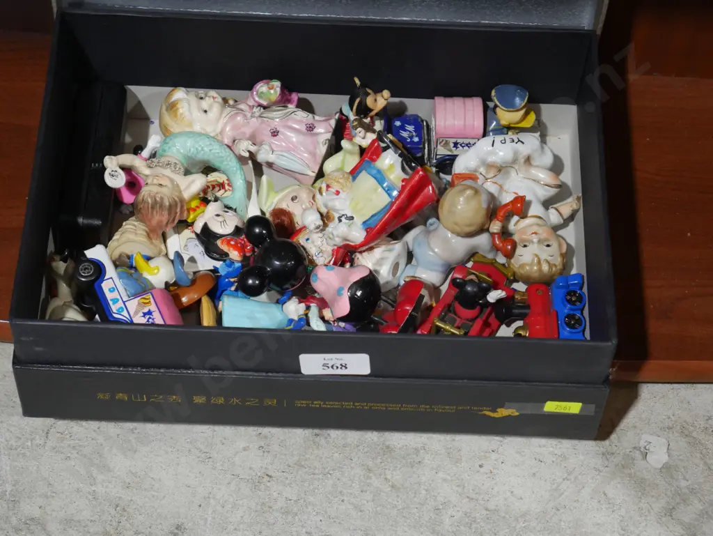 Figurines Image 1++