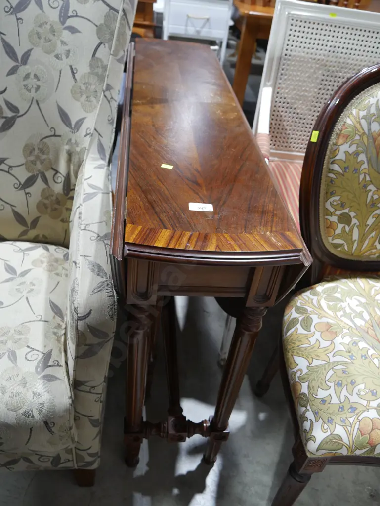 Dropside dining table Image 1++