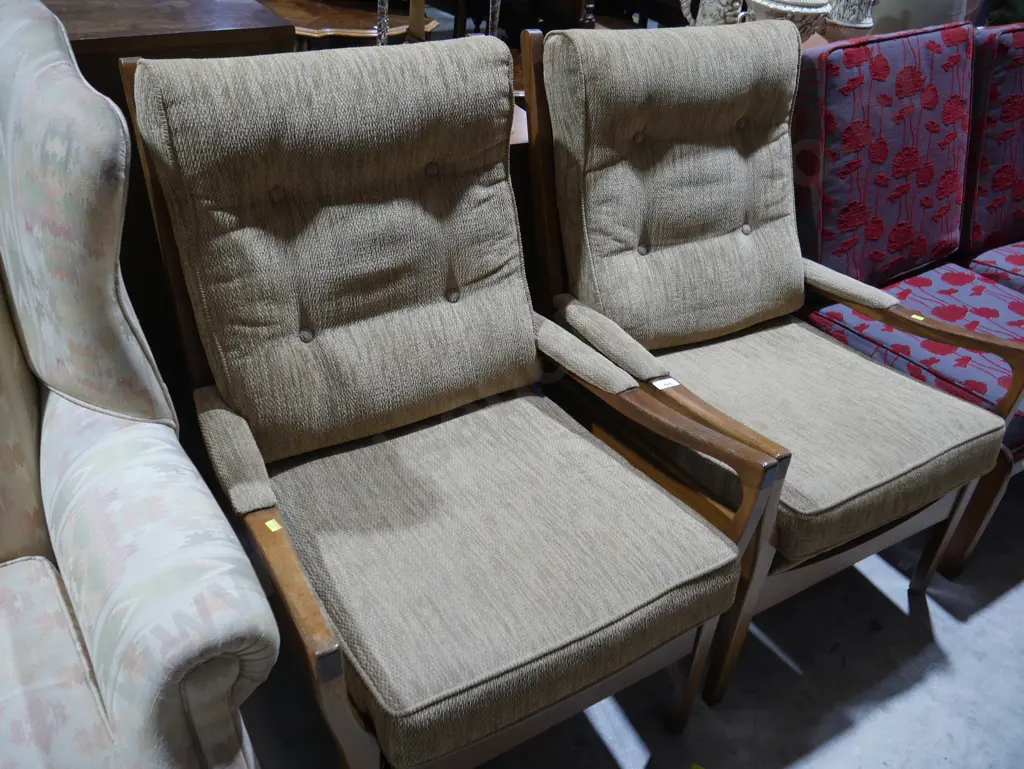Pair arm chairs Image 1++
