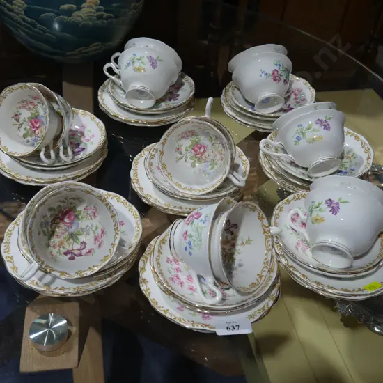 Royal Albert trios