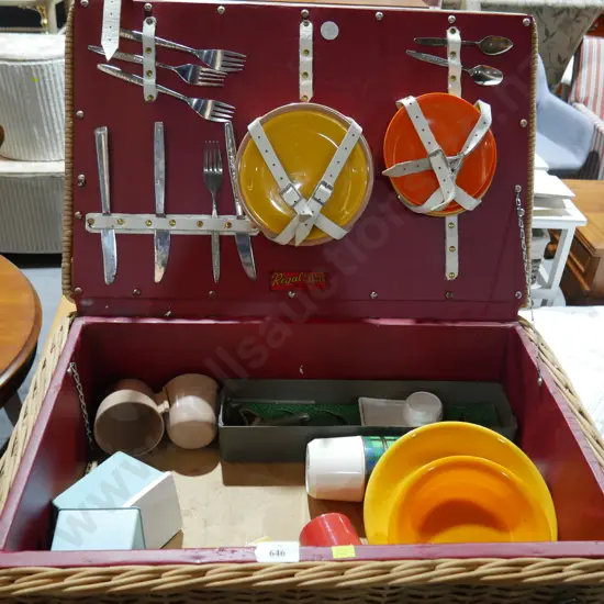 Picnic basket