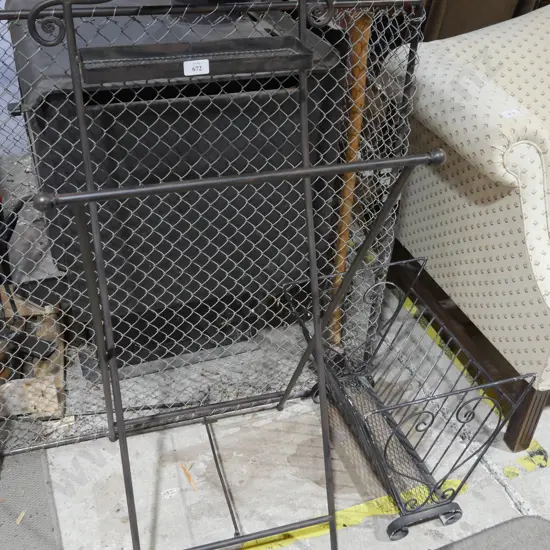 Magazine rack and clothing stand