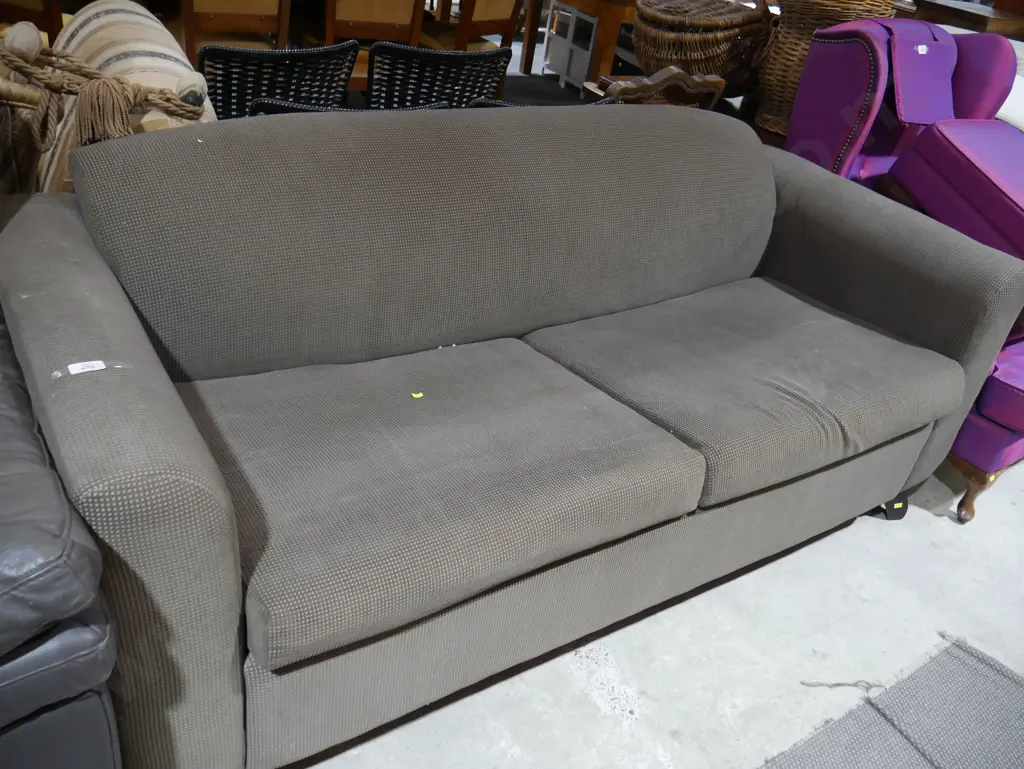 Couch Image 1++