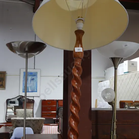 Barley twist lamp